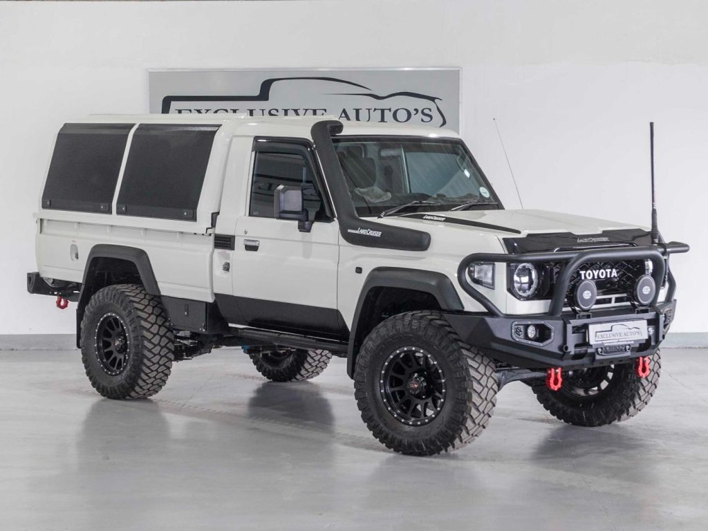 Toyota Land Cruiser 79 2.8 Gd-6 Diesel S Cab